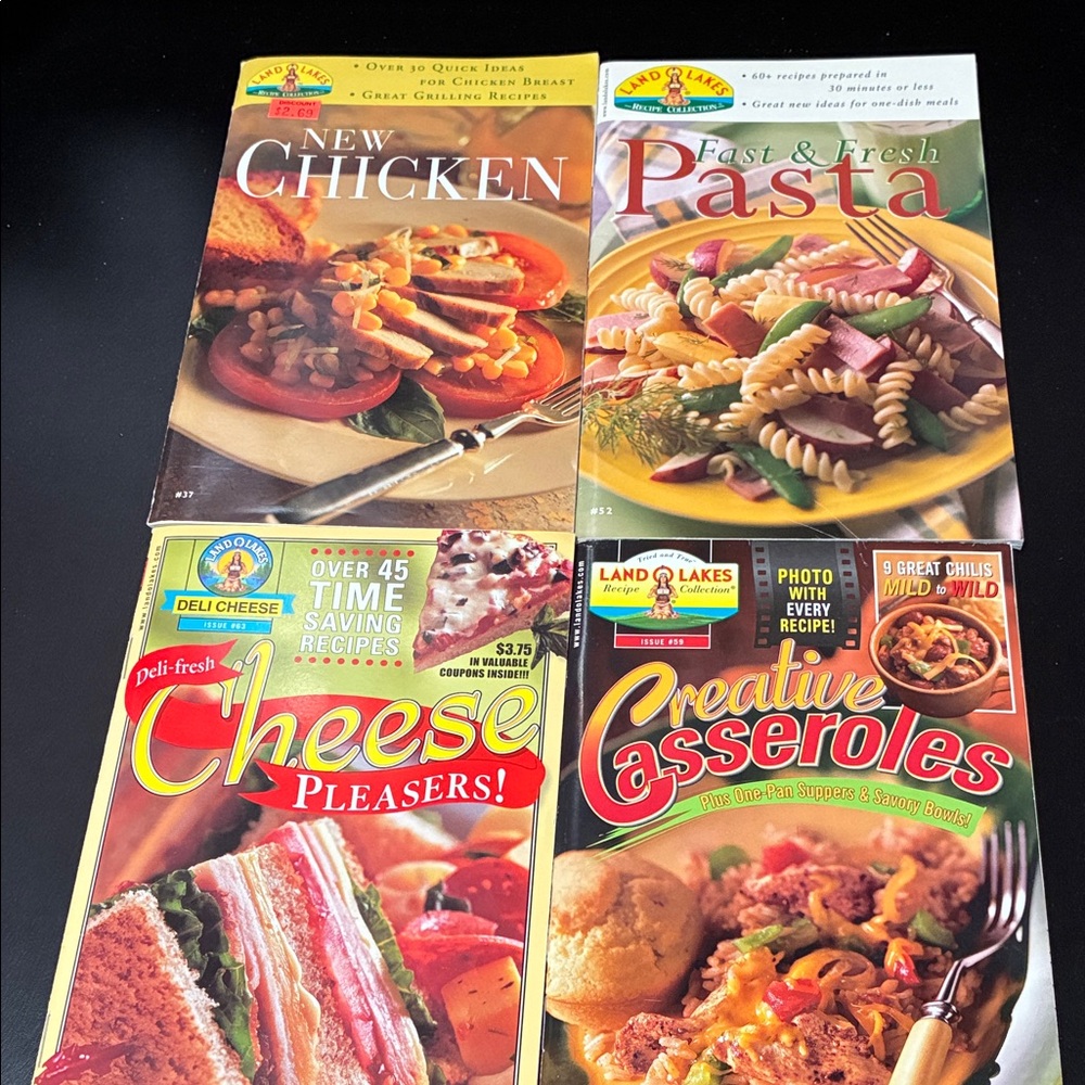Vintage set of 4 Land O Lakes Recipe collection cookbook magazines
